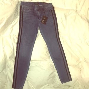 Ann Taylor Jeans The Skinny 2P Petite